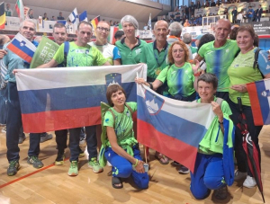 Odlični dosežki tekačev na svetovnem veteranskem prvenstvu v gorskih in trail tekih v Medunu, bron za Urško Trobec